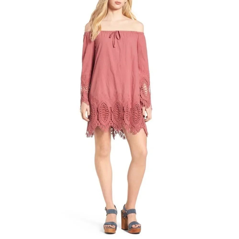 ✨ BP.
Lace Trim Off the Shoulder Dress✨